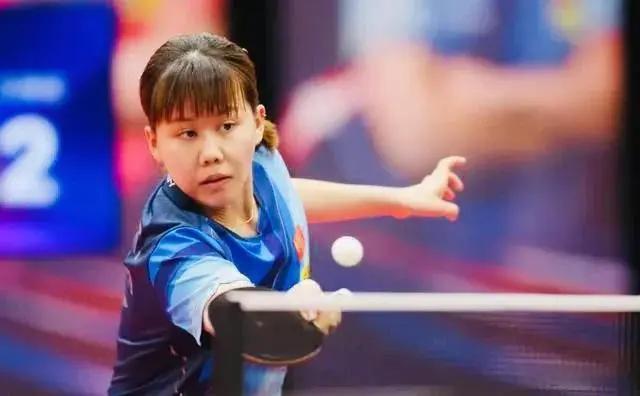 锦标赛的举 锦标赛的举