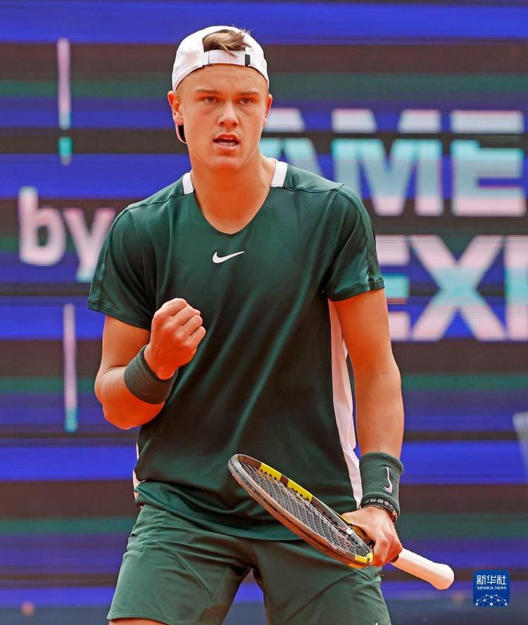 但教练更关 但教练更关